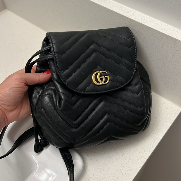 Gucci Matelasse GG Marmont Flap Backpack - Picture 2 of 11